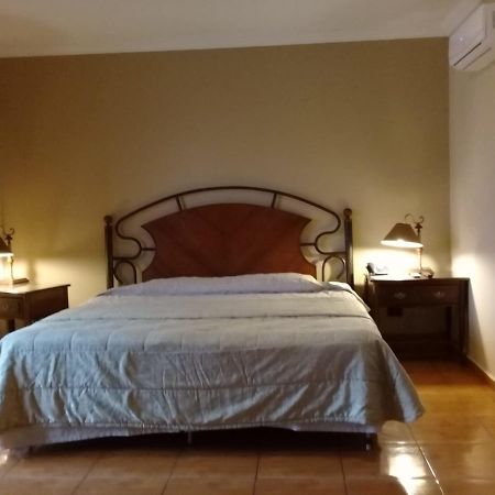 Hotel Puerta Del Rey Santa Cruz de La Sierra Kültér fotó